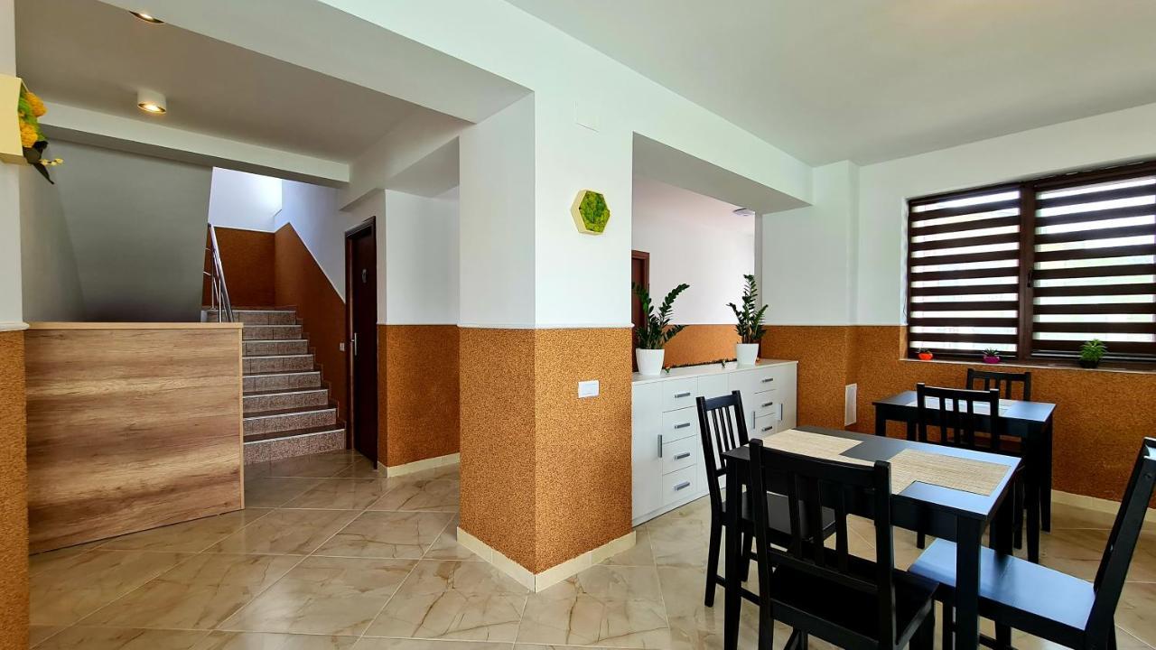Elina2 Hotel เตคีร์กิโอล ภายนอก รูปภาพ